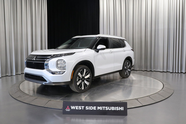 2025 Mitsubishi Outlander SEL in Cars & Trucks in Edmonton - Image 3