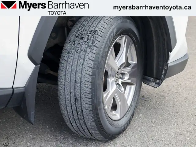 2022 Toyota RAV4 XLE - Sunroof - Power Liftgate - $238 B/W in Cars & Trucks in Ottawa - Image 8
