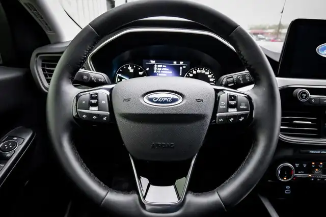 2022 Ford Escape SE Hybrid • HEATED SEATS • SPORT APPEARANCE PKG in Cars & Trucks in Kingston - Image 17