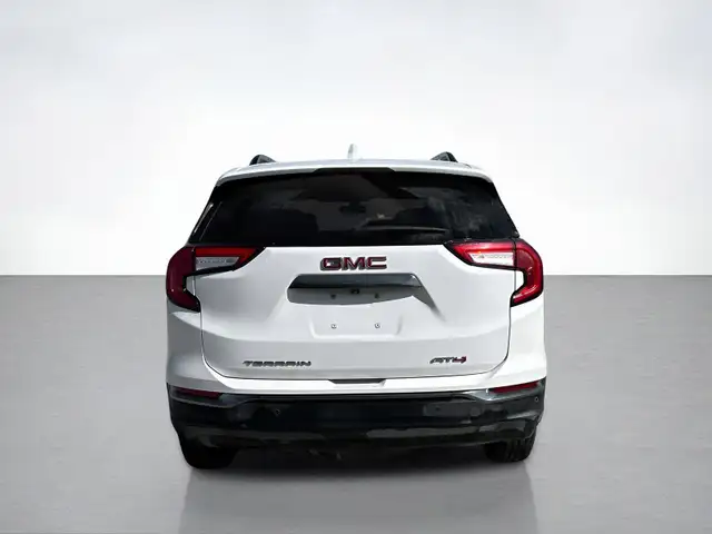 2022 GMC Terrain AT4 | Panoramic Sunroof | Bose Audio in Cars & Trucks in Calgary - Image 5