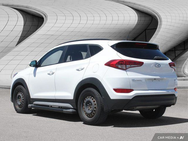 2017 Hyundai Tucson SE in Cars & Trucks in London - Image 3