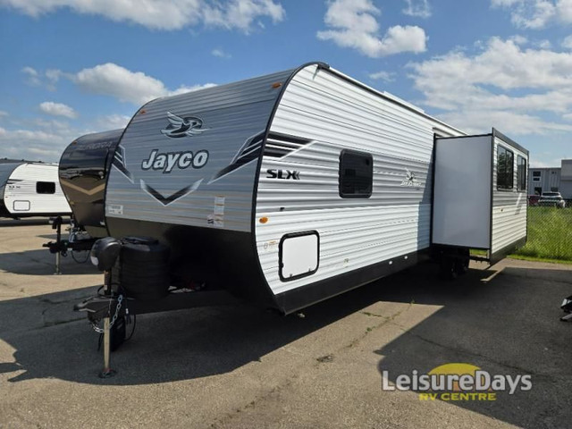 2025 Jayco Jay Flight SLX 330TBS in Travel Trailers & Campers in City of Toronto - Image 2