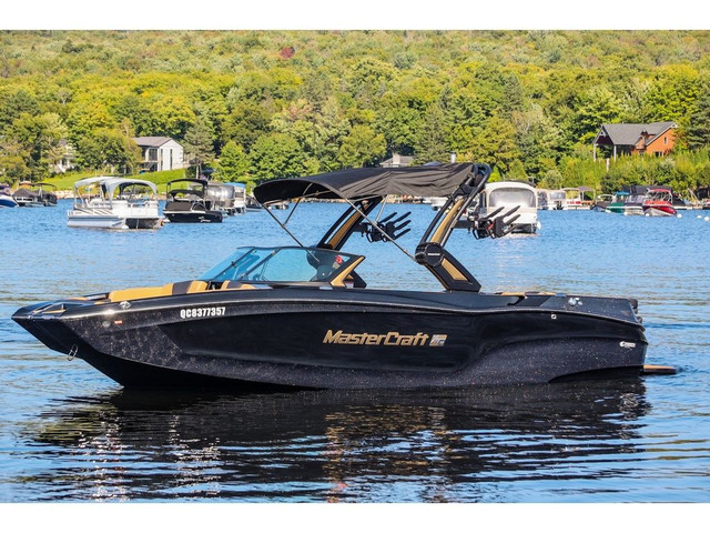  2022 Mastercraft XT 22 in Powerboats & Motorboats in Québec City - Image 3