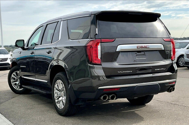 2021 GMC Yukon in Cars & Trucks in Calgary - Image 4