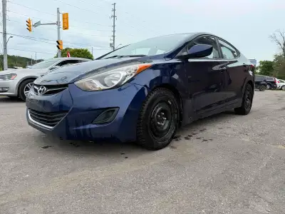 2012 Huindai elantra, very low km, selling AS-IS, do the safety and you safe. call or txt at 647-554...
