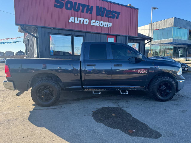 2014 RAM 1500 4WD QUAD CAB 140.5" ST in Cars & Trucks in London - Image 2