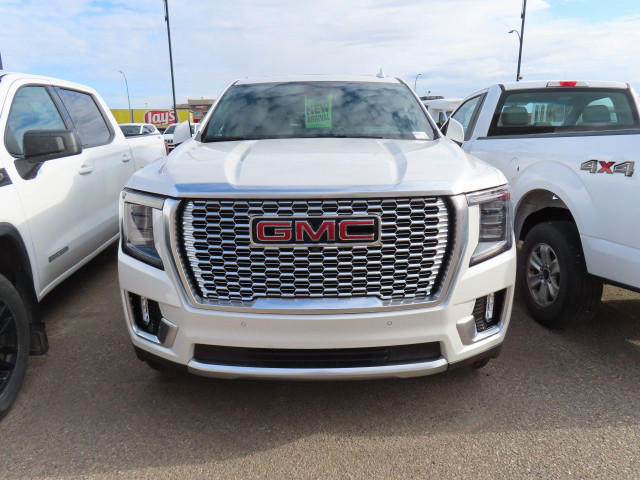 2023 GMC Yukon XL in Cars & Trucks in Lethbridge - Image 2