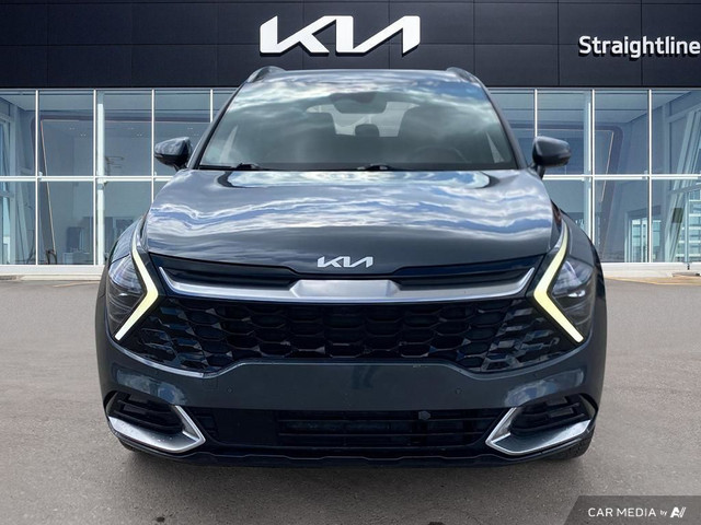 2023 Kia Sportage Hybrid SX Hybrid AWD, Dual Displays, Panoramic in Cars & Trucks in Medicine Hat - Image 3