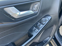Recent Arrival! AWD, 4-Way Manual Passenger Seat, 6 Speakers, 8-Way Power Driver Seat, Adaptive Crui... (image 5)