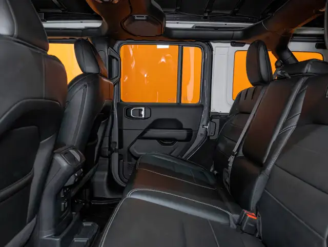 2022 Jeep Wrangler 4xe SAHARA 4X4 GR TECH *NAV CUIR SIEGES CHAUF in Cars & Trucks in Laurentides - Image 24