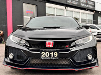 Civic Type R - Crystal Black Pearl Exterior on Red/Black Interior - Clean Carfax - Local Ontario Veh... (image 7)