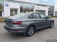 KBB.com 10 Best Sedans Under $30,000. This Volkswagen Jetta delivers a Intercooled Turbo Regular Unl... (image 4)