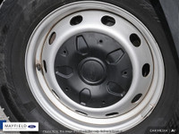 Engine: 3.5L 6cyl. L/100Km City: 0.0 L/100Km Hwy: 0.0 Safety Equipment ABS And Driveline Traction Co... (image 7)