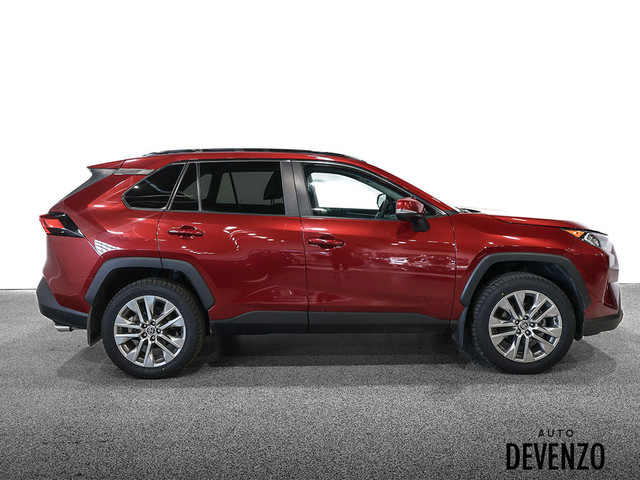  2021 Toyota RAV4 XLE AWD PREMIUM PACKAGE Leather / Sunroof in Cars & Trucks in Laval / North Shore - Image 2