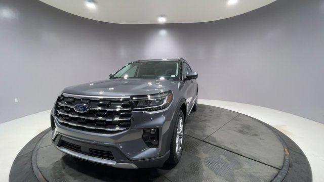 2025 Ford Explorer Active in Cars & Trucks in Strathcona County - Image 3