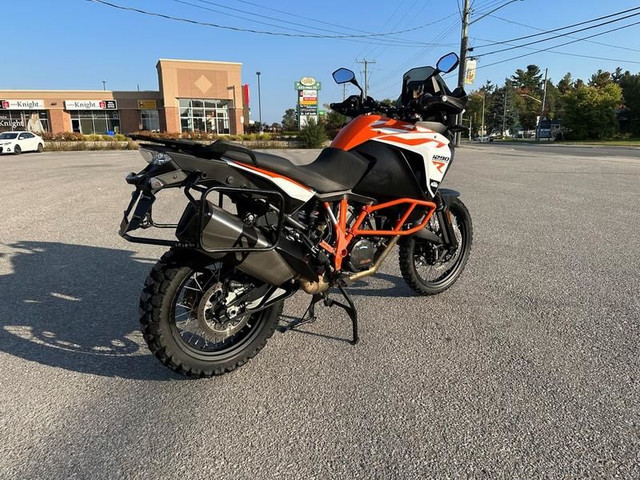 2017 KTM 1290 Super Adventure R in Sport Touring in Barrie - Image 2