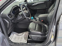 Come see this certified 2024 Ford Escape Platinum AWD | Vista Roof | Class II Tow Pkg | Leather | Ad... (image 2)