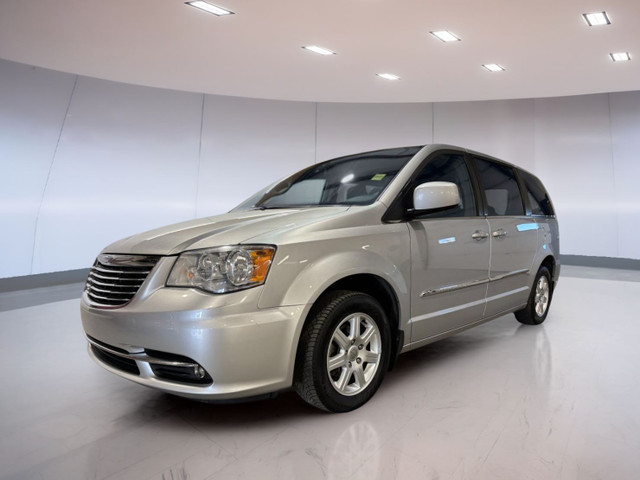 2012 Chrysler Town & Country Touring in Cars & Trucks in Moose Jaw