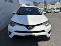 RAV4 LE 4WD / CONDITION ESTHETIQUE ET MECANIQUE EXCEPTIONNELLE / JAMAIS ACCIDENTE / VERIFICATION MEC... (image 1)