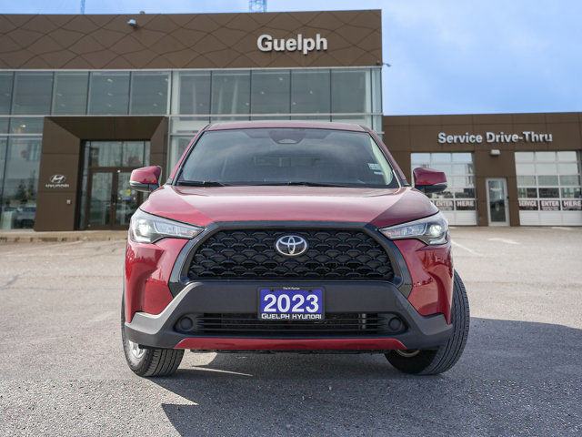 2023 Toyota Corolla Cross LE AWD | Heated Steering Wheel in Cars & Trucks in Guelph - Image 2