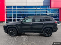 This Jeep Cherokee has a strong Regular Unleaded V-6 3.2 L/198 engine powering this Automatic transm... (image 1)