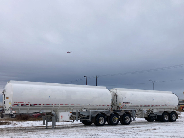 2000 Advance Super B 60,000 Liter / Fuel Aluminum Tanker Trailer in Heavy Equipment in Edmonton - Image 2
