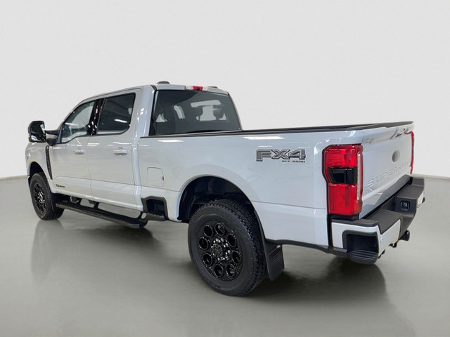 2025 Ford Super Duty F-350 SRW XLT 4WD Crew Cab 6.75' Box in Cars & Trucks in Moose Jaw - Image 4