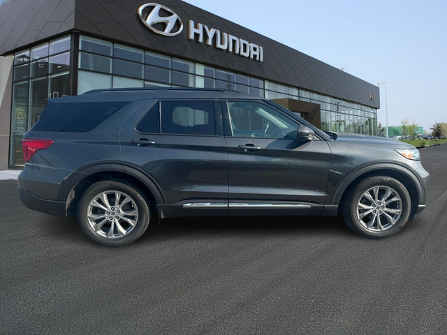 2020 Ford Explorer XLT in Cars & Trucks in Oshawa / Durham Region - Image 4