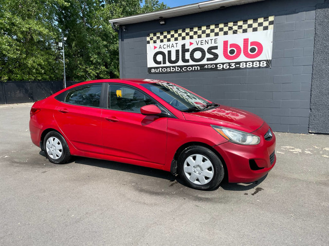 2012 Hyundai Accent ( AUTOMATIQUE - 132 000 KM ) in Cars & Trucks in Laval / North Shore
