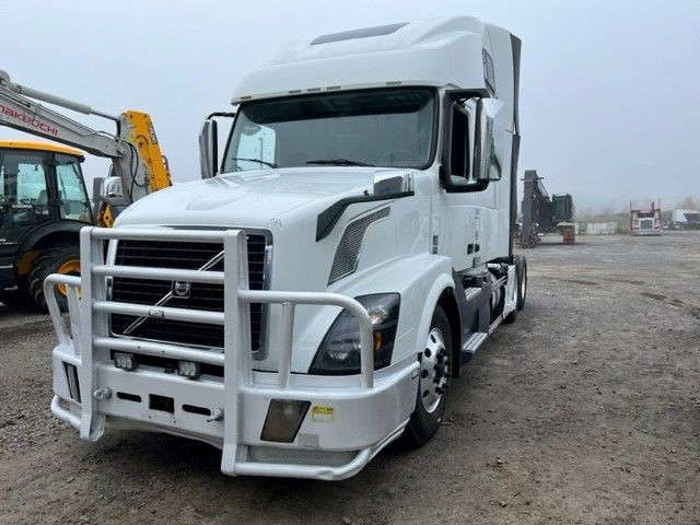 *REPO* 2018 Volvo 670 Highway Truck *REPO* in Heavy Trucks in Sudbury - Image 2