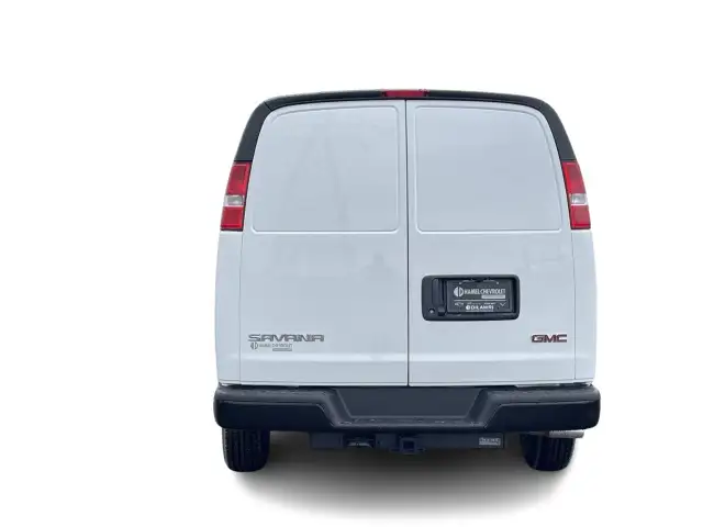 2025 GMC Savana Cargo 2500 WT 155 in Cars & Trucks in City of Montréal - Image 13