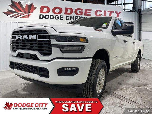 2025 Ram 3500 Big Horn 4x4 Crew Cab 6'4 Box in Cars & Trucks in Saskatoon