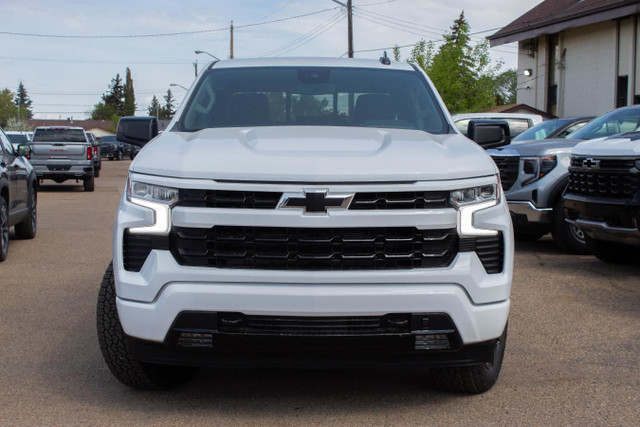 2025 Chevrolet Silverado 1500 Crew RST 4WD in Cars & Trucks in Edmonton - Image 3