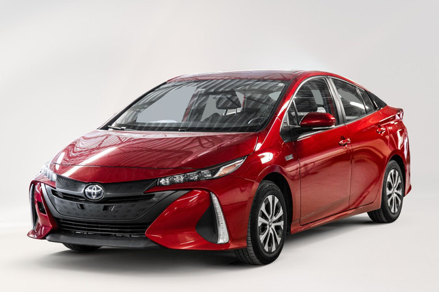 2021 Toyota PRIUS PRIME HYBRIDE BRANCHABLE | CAMÉRA | CARPLAY |  in Cars & Trucks in City of Montréal