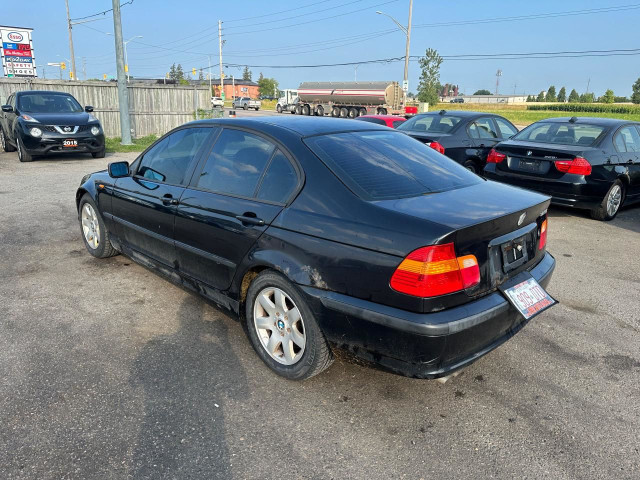2005 BMW 3 Series 325i, SEDAN, E46, RUNS WELL, TRADE IN, AS IS in Cars & Trucks in London - Image 3