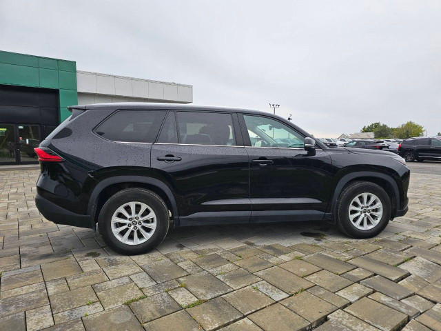 2024 Toyota Grand Highlander in Cars & Trucks in Ottawa - Image 2