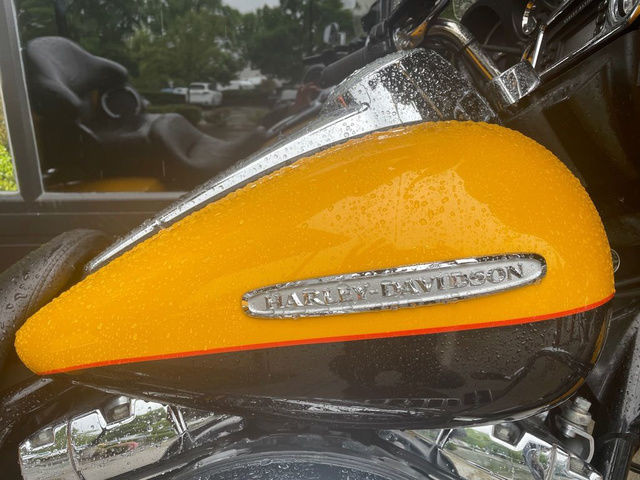2013 Harley-Davidson FLHTK - Electra Glide Ultra Limited in Sport Touring in Calgary - Image 4