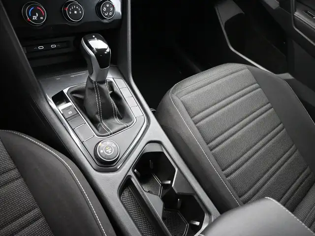 2024 Volkswagen Tiguan TRENDLINE in Cars & Trucks in City of Halifax - Image 10