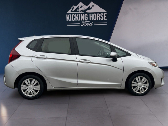 2016 Honda Fit in Cars & Trucks in Revelstoke - Image 4