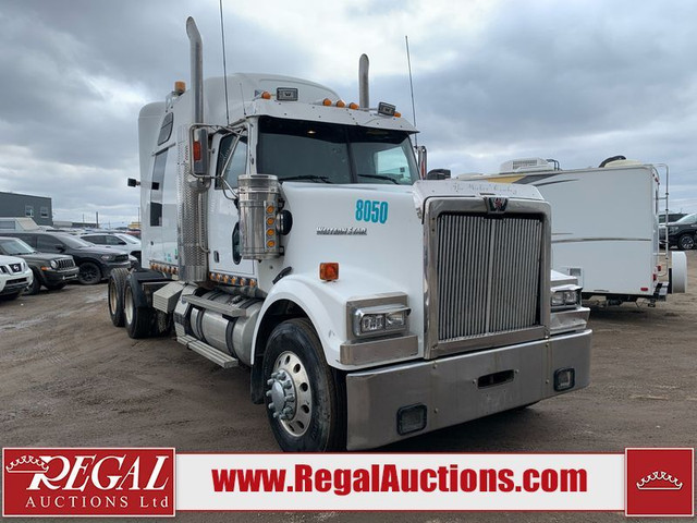 2010 WESTERN STAR 4900 T/A in Cars & Trucks in Calgary - Image 3