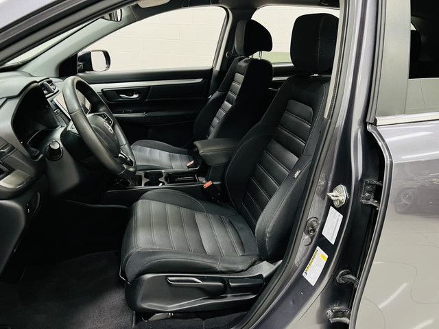 Polyvalence Éprouvée : Honda CR-V LX 2019 in Cars & Trucks in Saguenay - Image 3