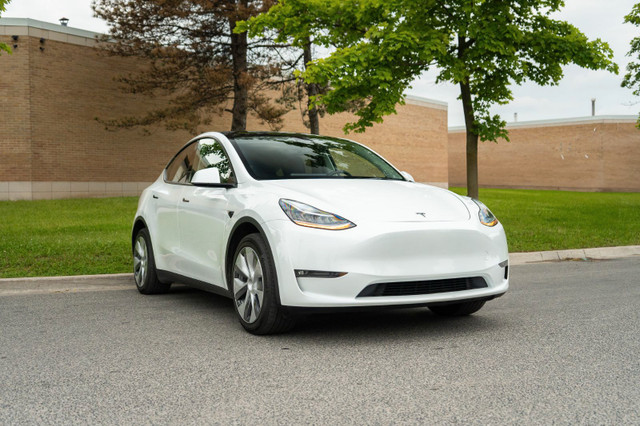 2023 Tesla Model Y Long Range AWD in Cars & Trucks in Mississauga / Peel Region - Image 3