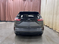 Heated Seats, Power Liftgate, Apple CarPlay, Android Auto, Remote Start! This 2024 Ford Edge is for... (image 3)