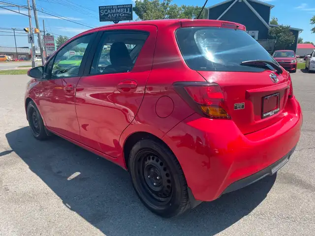 2015 Toyota Yaris LE 5-DOOR / BRAND NEW TIRE / AMAZING ON FUEL /62937538186755124
