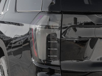 TAHOE HIGH COUNTRY 4WD Engine: 6.2L 8cyl. L/100Km City: 16.6 L/100Km Hwy: 13.0 Safety Equipment La f... (image 9)