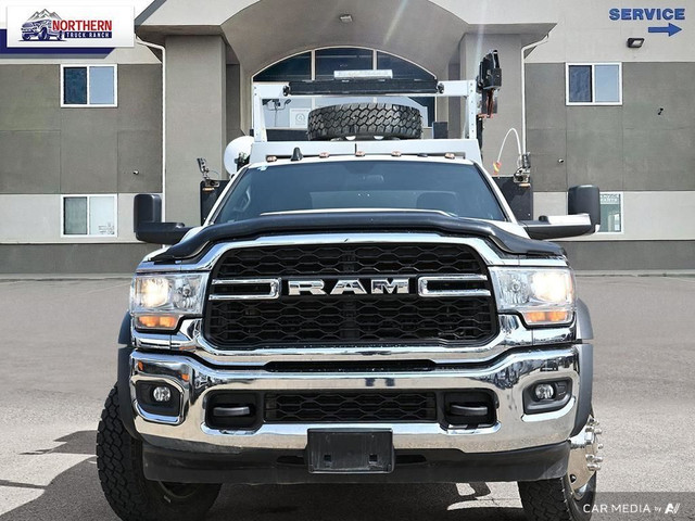 2021 RAM 5500 Chassis Tradesman/SLT 2021 RAM 5500 4x4 Crew Ca... in Cars & Trucks in Edmonton - Image 2