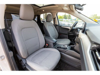 MANITOBA VEHICLE! - Panoramic Sunroof - Remote Start - Apple CarPlay & Android Auto - Backup Camera... (image 5)