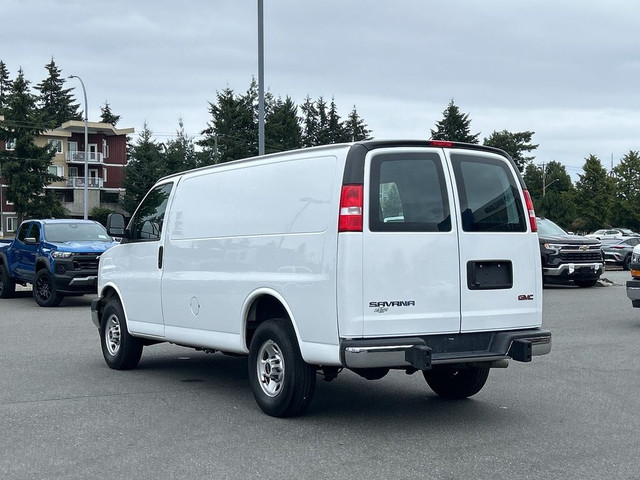 2022 GMC Savana Cargo Van with Bulkhead, only 19,300K's, Power G in Cars & Trucks in Nanaimo - Image 3