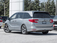 Get ready to explore new places in high-quality comfort with the 2018 Honda Odyssey EXL. Striving to... (image 4)