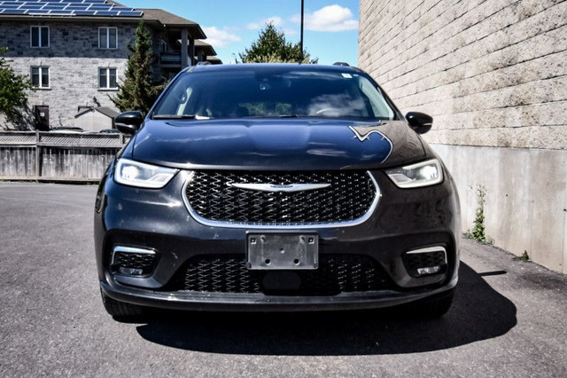 2022 Chrysler Pacifica Touring L AWD • HEATED LEATHER • CP/AA in Cars & Trucks in Kingston - Image 4